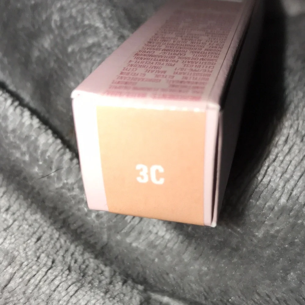 KYLIE COSMETICS 3C POWER PLUSH LONG WEAR CONCEALER